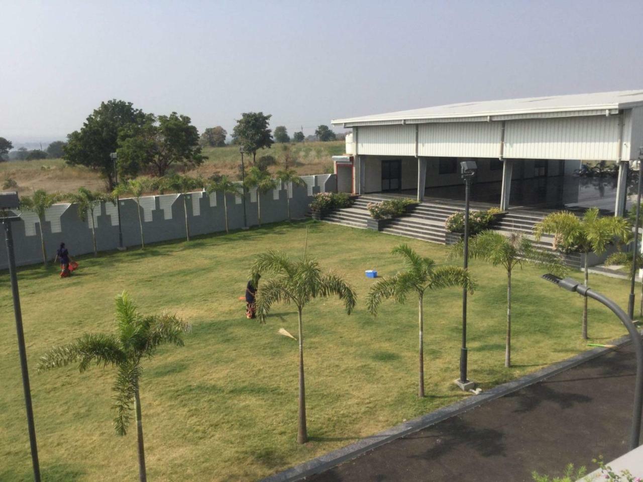 Sai Krupa Lawn And Regency, Buldhana Eksteriør bilde